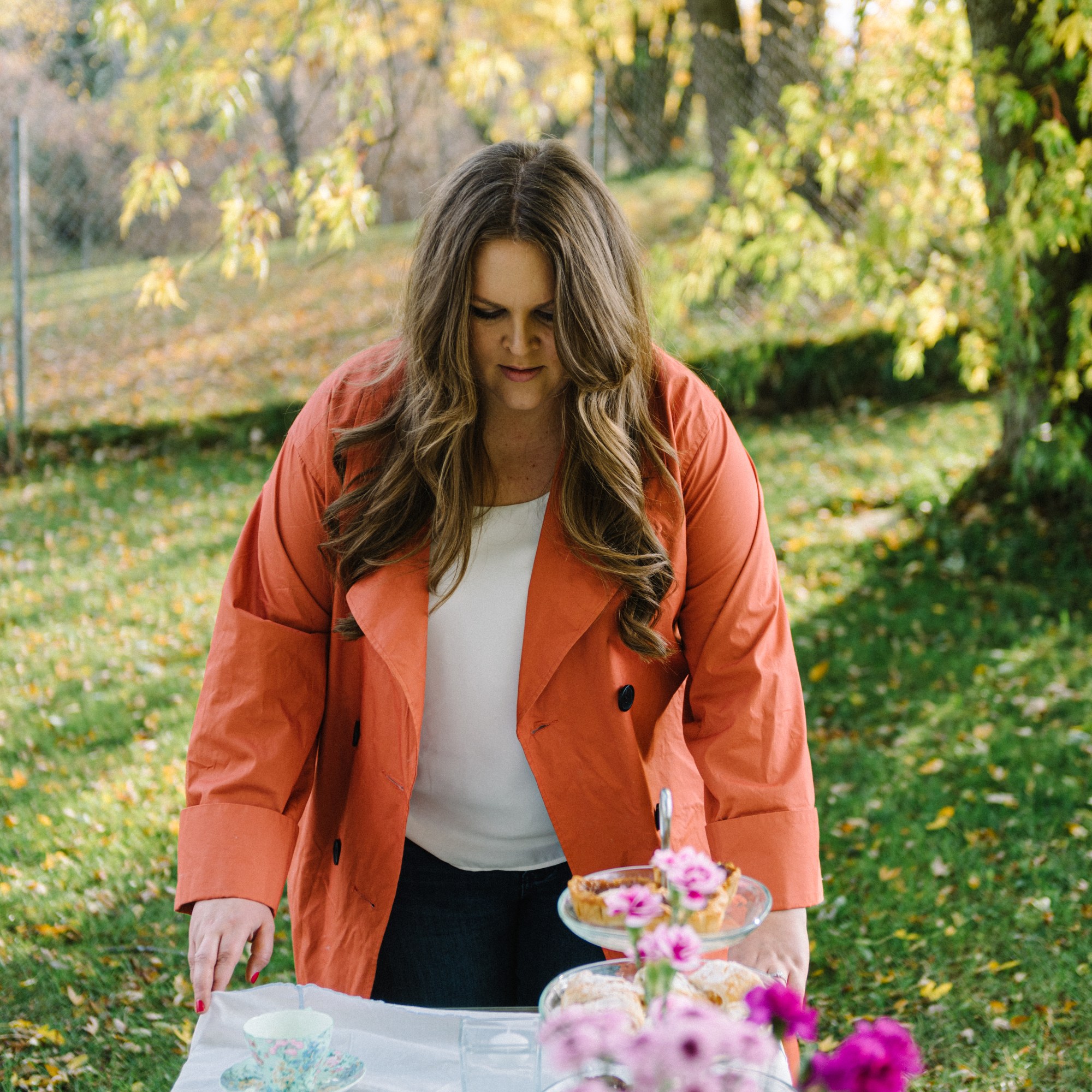 Event designer adjusting table design